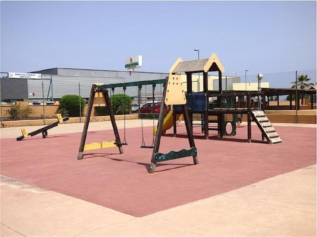 Tres Islas Apartment - 70 M2 Private Terrace Corralejo Exterior photo